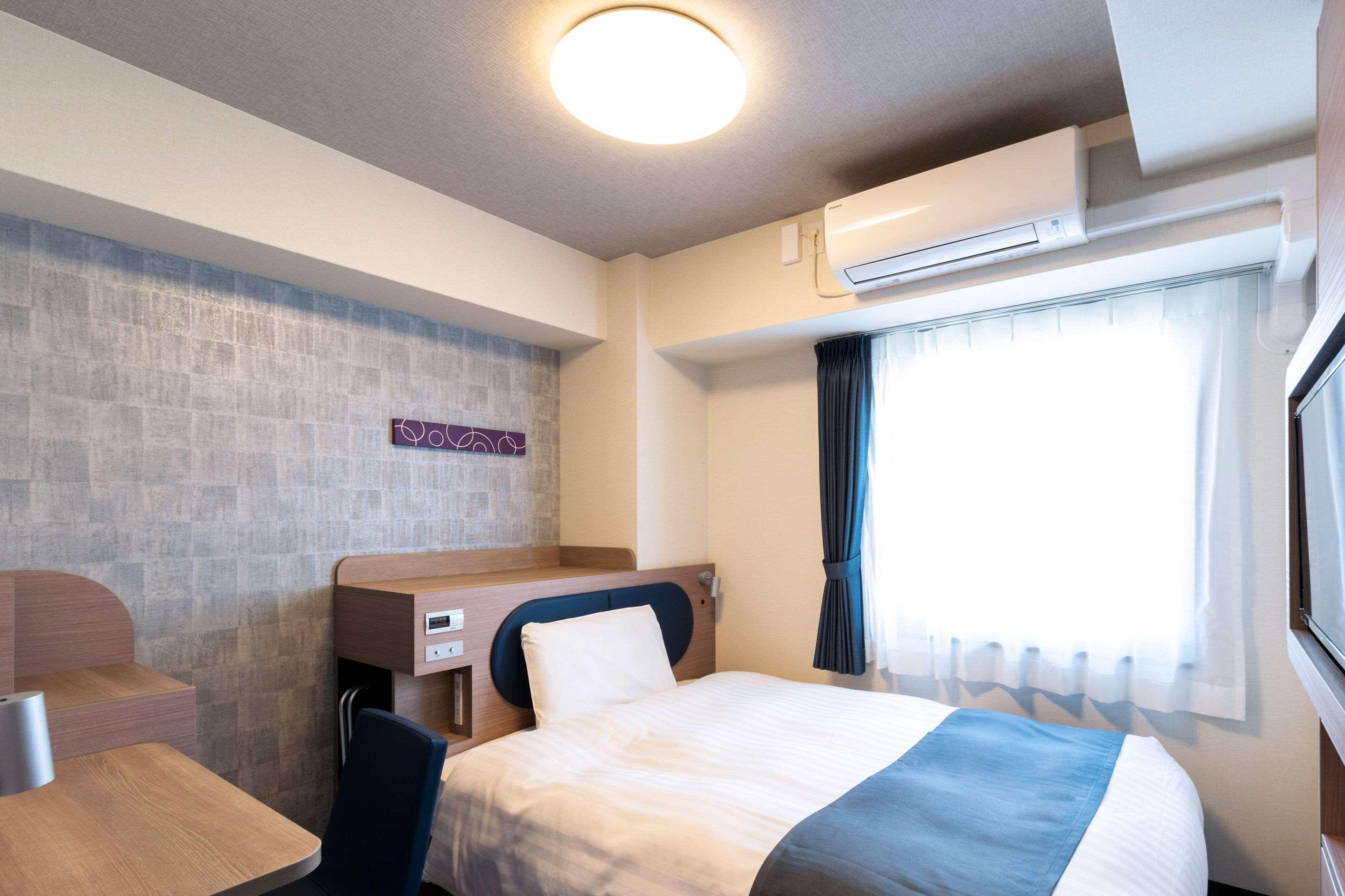 Comfort Hotel Shin-Osaka Buitenkant foto